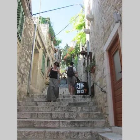Bibic - Hvar Center Old Town Apartment *